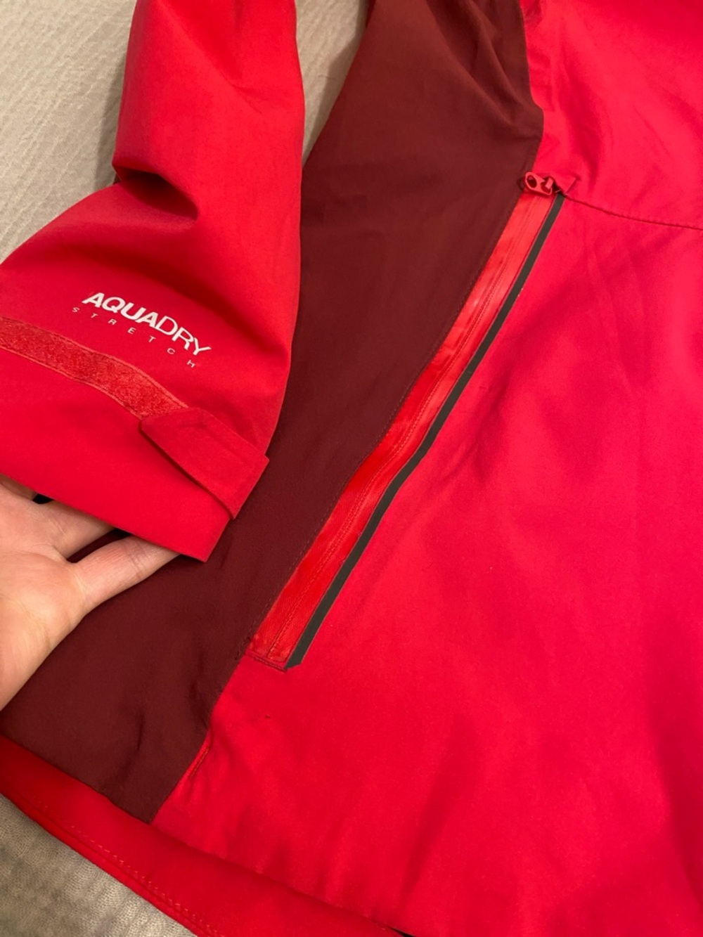 Craghoppers Bright Red Hooded Outdoor Jacket with Dark Red Panels. Size XL - Picture 7 of 8